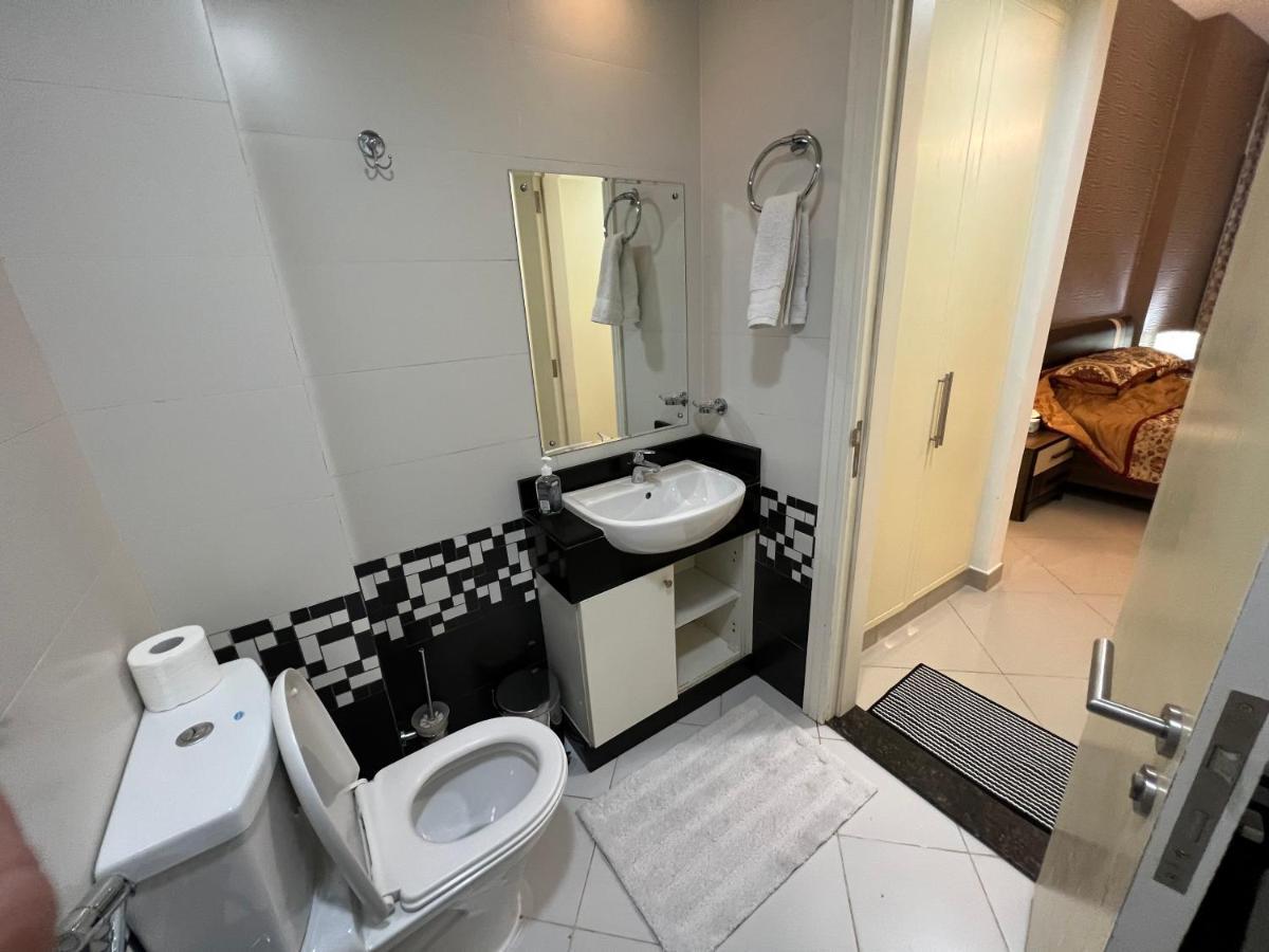 Large Size One Bedroom Apartment With Sea View Abu Dhabi Exterior photo