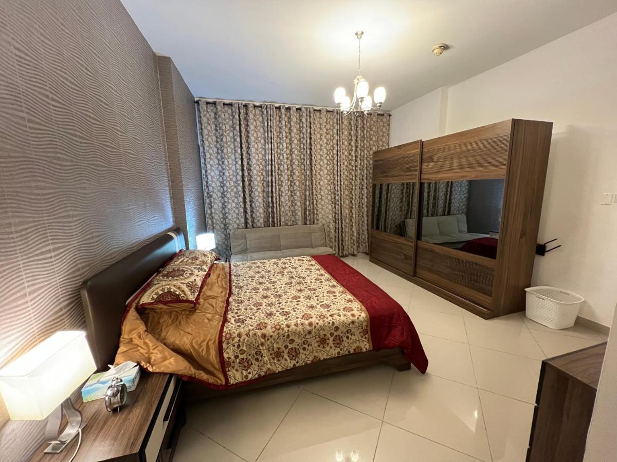 Large Size One Bedroom Apartment With Sea View Abu Dhabi Exterior photo