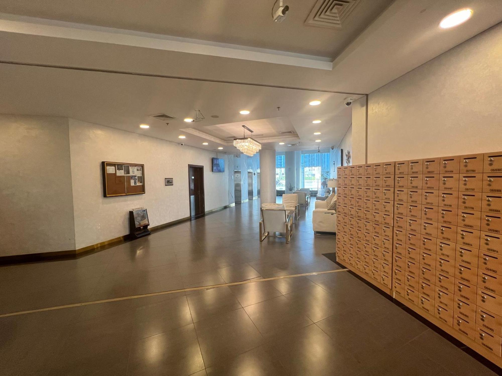 Large Size One Bedroom Apartment With Sea View Abu Dhabi Exterior photo